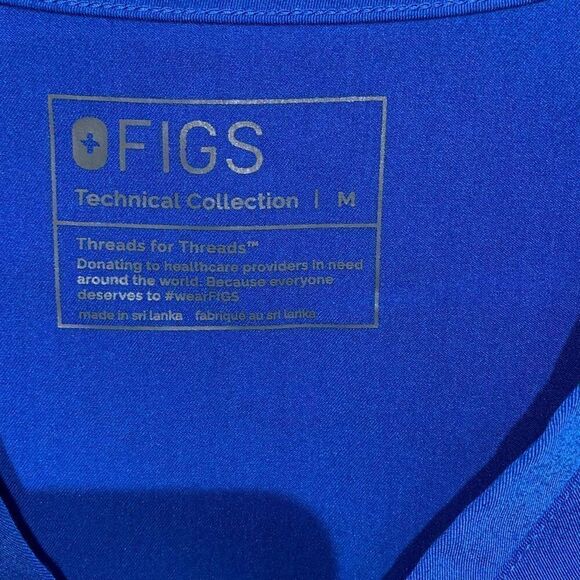 FIGS Women's Blue V-Neck Short Sleeve Two Pockets Scrub Top Size Medium - Picture 11 of 11